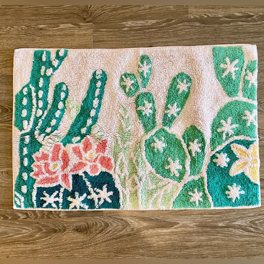 American Eagle Succulent Bath Rug